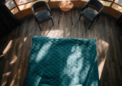  Сфера ORTO с купелью и камином с видом на реку в глэмпинге 