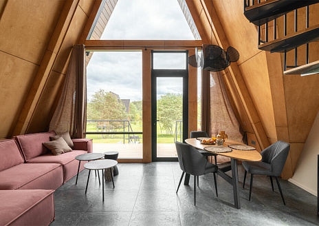  Дом с большим диваном №2 рис.1