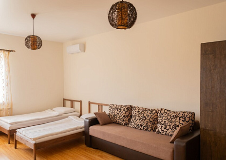 Фото - Семейный стандарт с кухней и видом на озеро, бассейн и лес на 4 этаже рис.2  Семейный стандарт с кухней и видом на озеро, бассейн и лес на 4 этаже рис.2